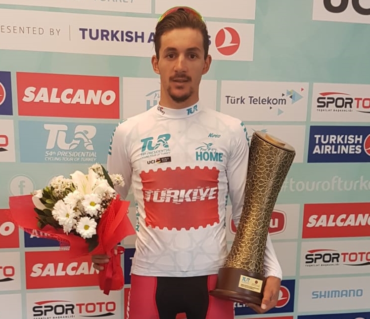 TORKU ŞEKERSPOR'UN MİLLİ SPORCUSU ONUR BALKAN, TUR 2018'DE BEYAZ MAYONUN SAHİBİ